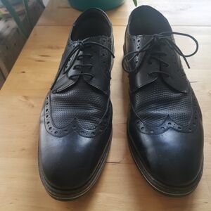 Classic Black Men's Dress Shoes